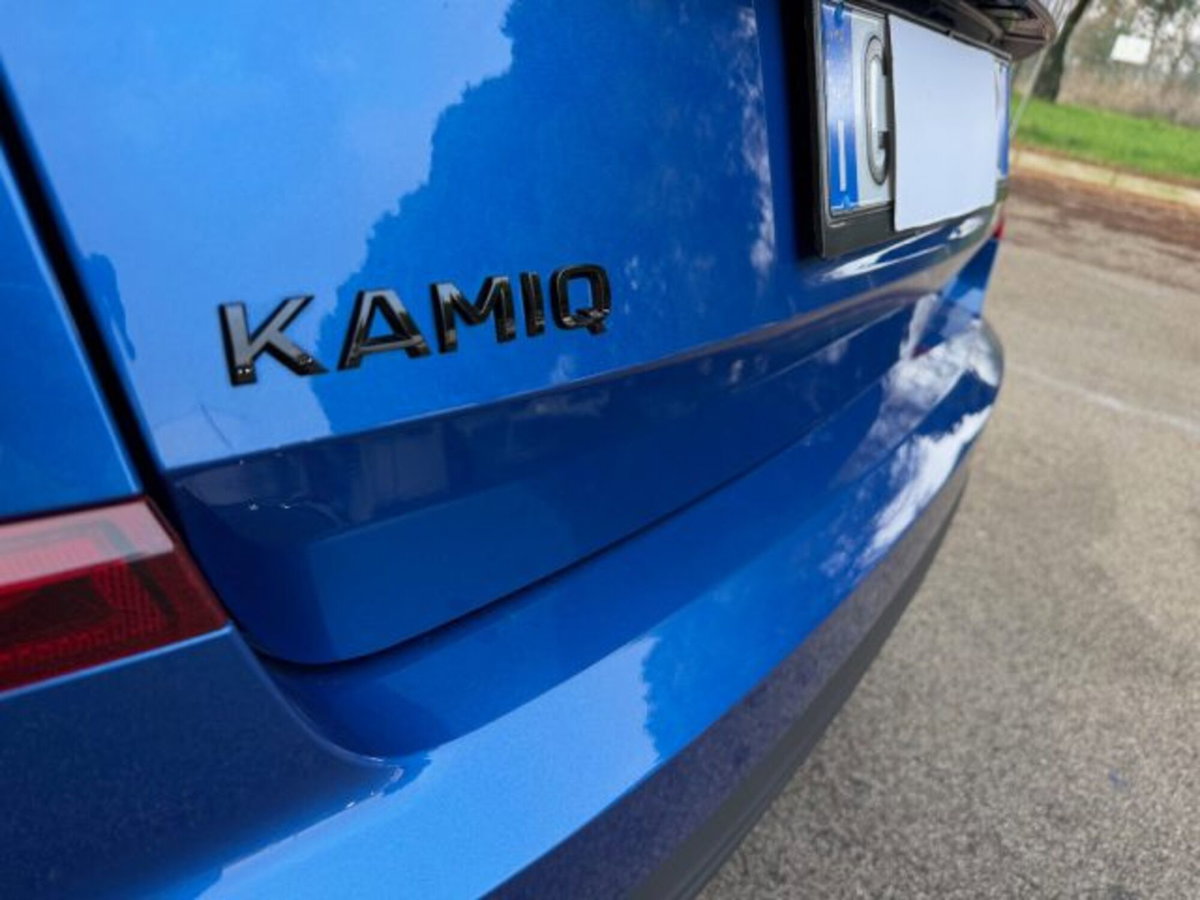Skoda Kamiq 1.0 tsi Black Dots 95cv (6)
