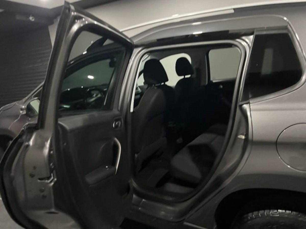 Peugeot 2008 HDi 68CV Access (10)