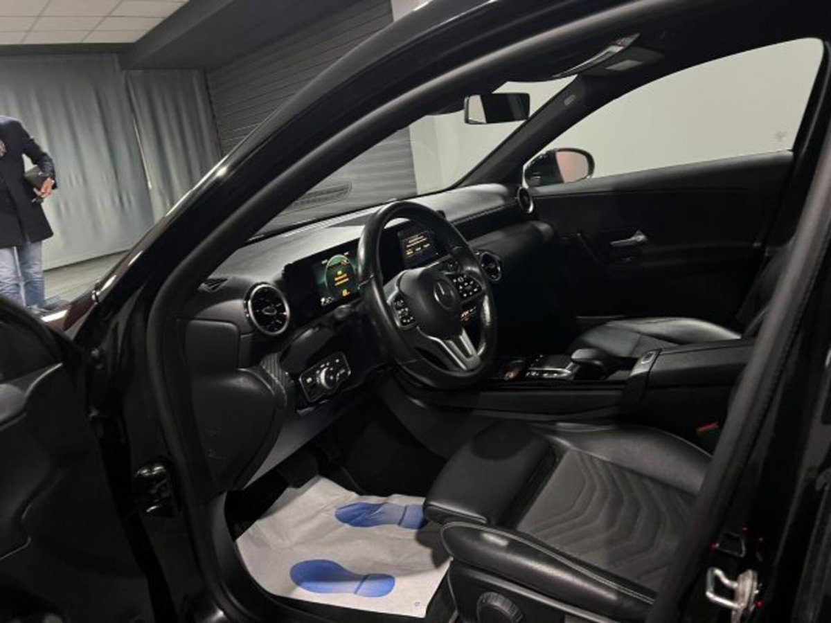 Mercedes-Benz Classe A Sedan 180 d Automatic 4p. Business (7)