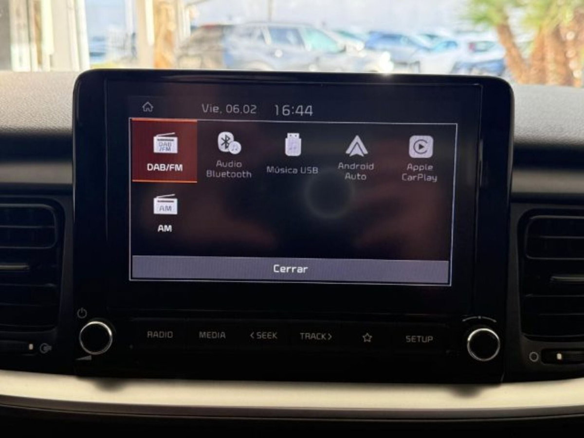 Kia Stonic 1.2 DPI Urban (11)