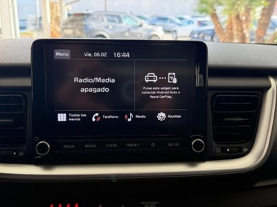 Kia Stonic 1.2 DPI Urban (12)