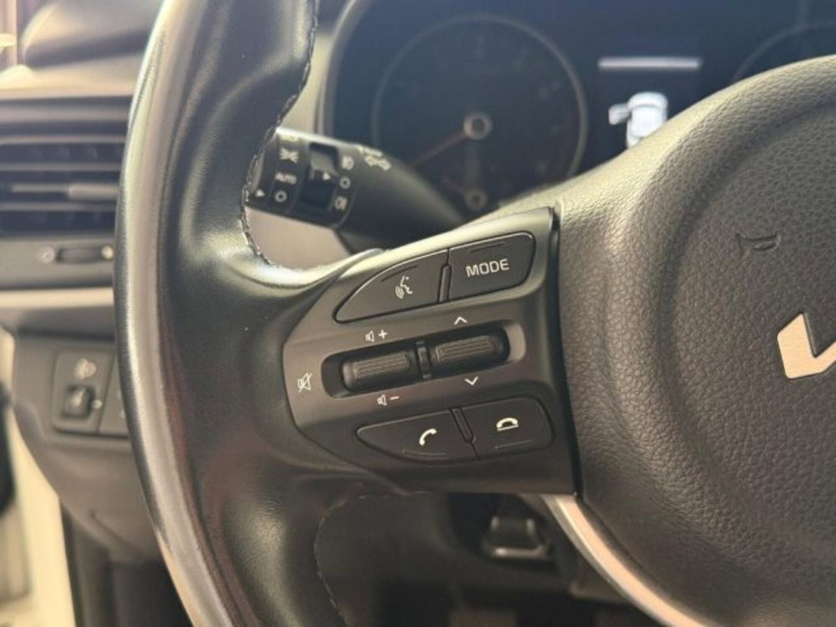 Kia Stonic 1.2 DPI Urban (14)
