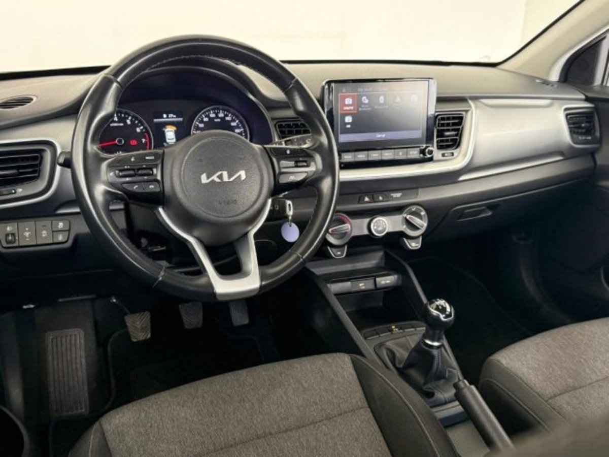Kia Stonic 1.2 DPI Urban (6)