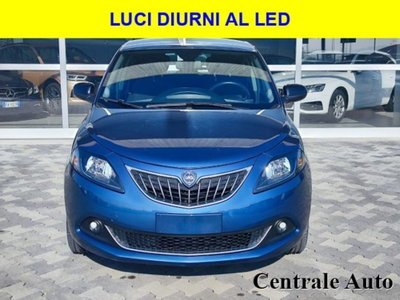 Lancia Ypsilon 1.0 FireFly 5 porte S&S Hybrid Gold Plus (2)