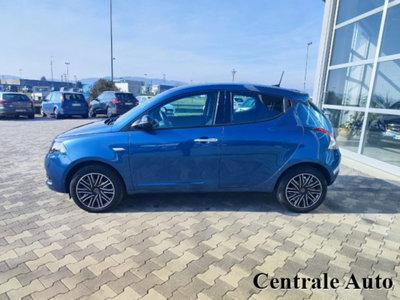 Lancia Ypsilon 1.0 FireFly 5 porte S&S Hybrid Gold Plus (8)