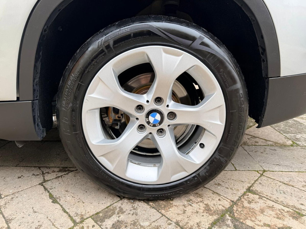 BMW X1 sDrive18d (9)