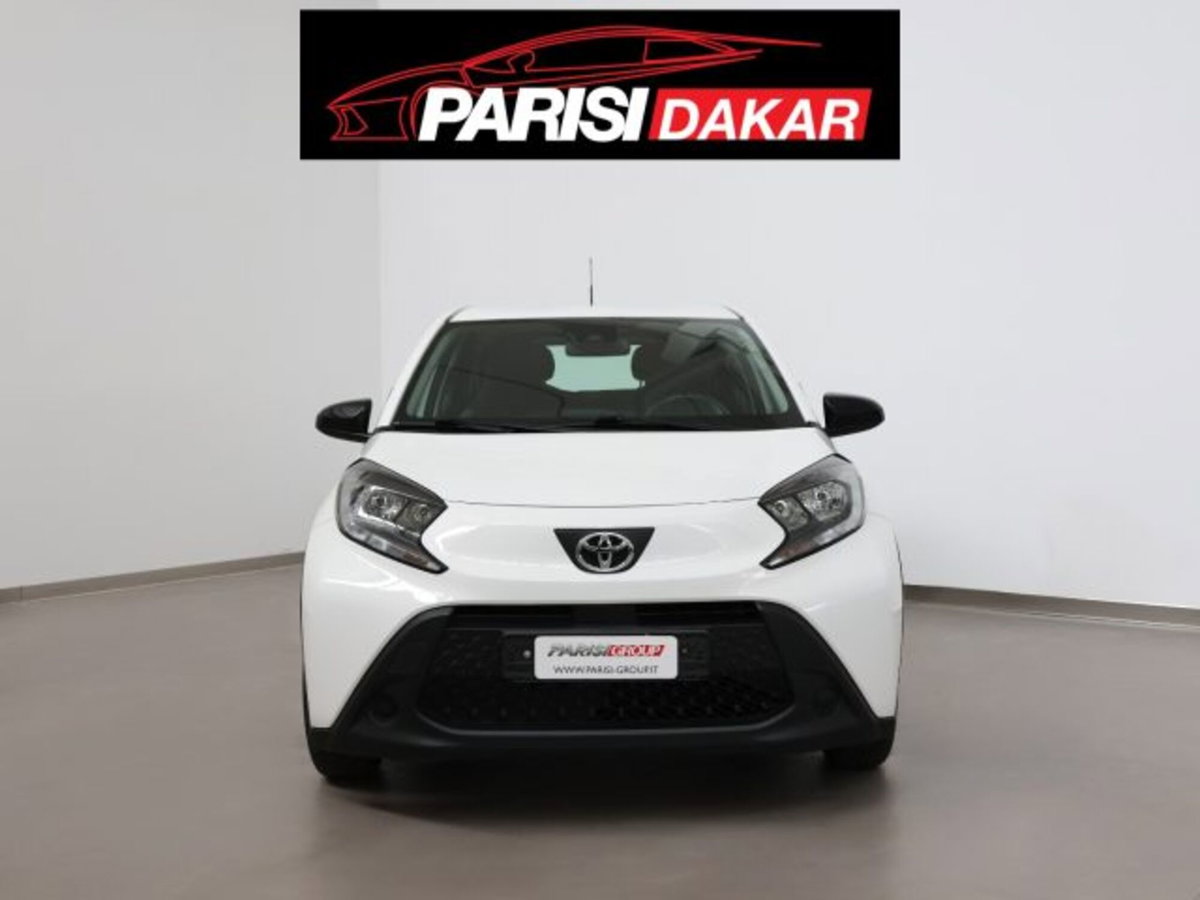 Toyota Aygo X 1.0 Lounge 72cv (5)