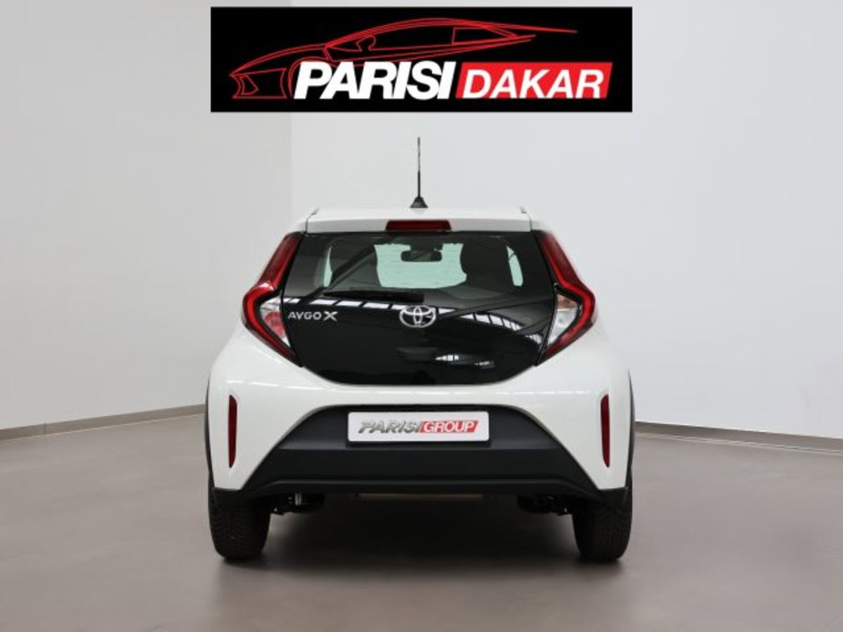 Toyota Aygo X 1.0 Lounge 72cv (7)
