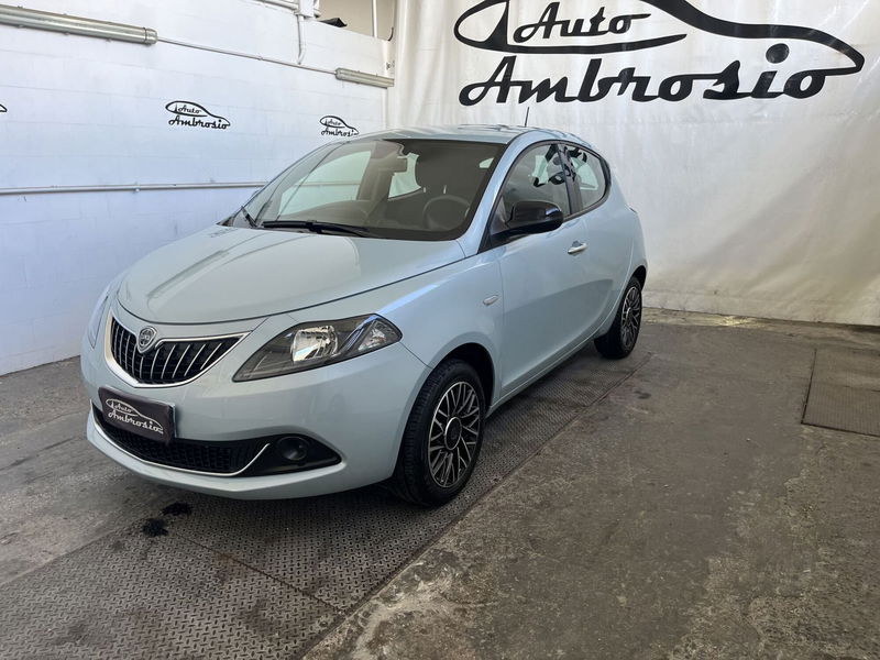 Lancia Ypsilon 1.0 FireFly 5 porte S&S Hybrid Ecochic A. Ferretti