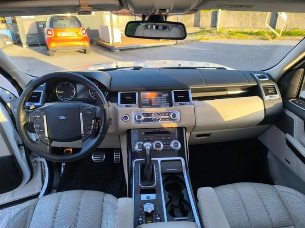 Land Rover Range Rover Sport 3.0 SDV6 Autobiography (11)