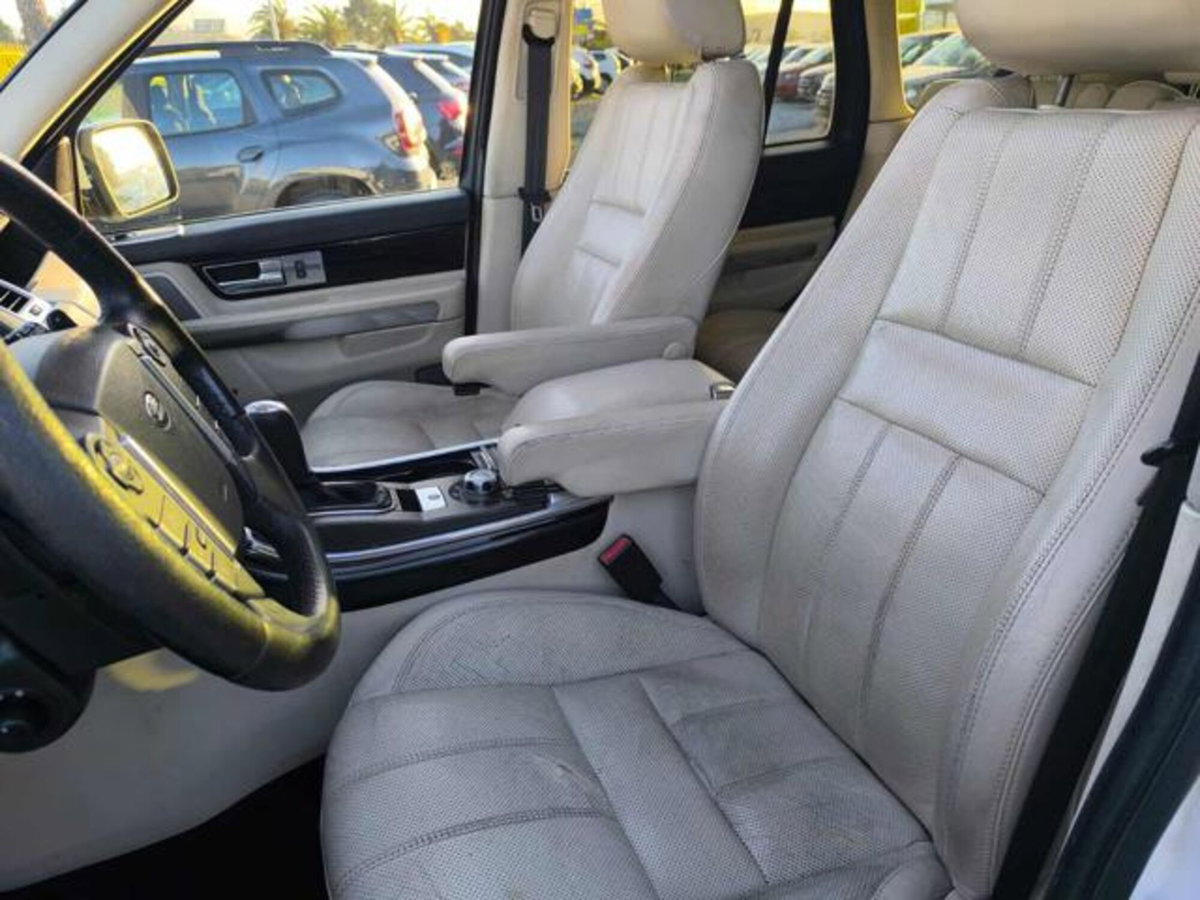 Land Rover Range Rover Sport 3.0 SDV6 Autobiography (19)