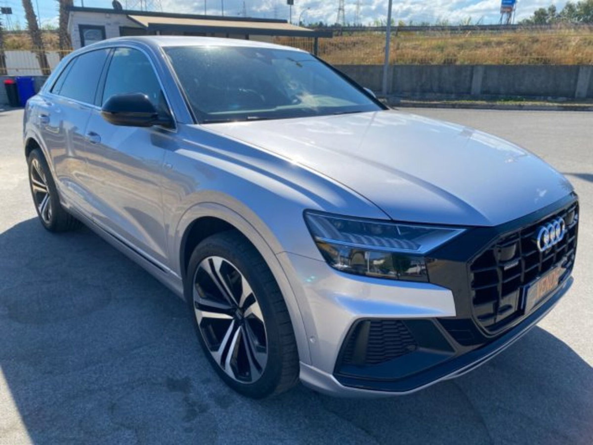 Audi Q8 Q8 50 TDI 286 CV quattro tiptronic Sport