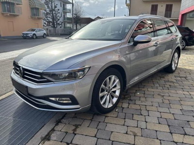 Volkswagen Passat Variant 2.0 TDI SCR 122 CV EVO DSG Business (16)