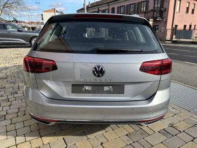 Volkswagen Passat Variant 2.0 TDI SCR 122 CV EVO DSG Business (4)