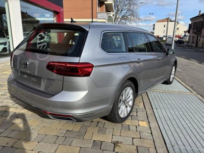 Volkswagen Passat Variant 2.0 TDI SCR 122 CV EVO DSG Business (5)