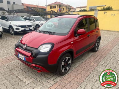 Fiat Panda 1.0 FireFly S&S Hybrid City Cross usata