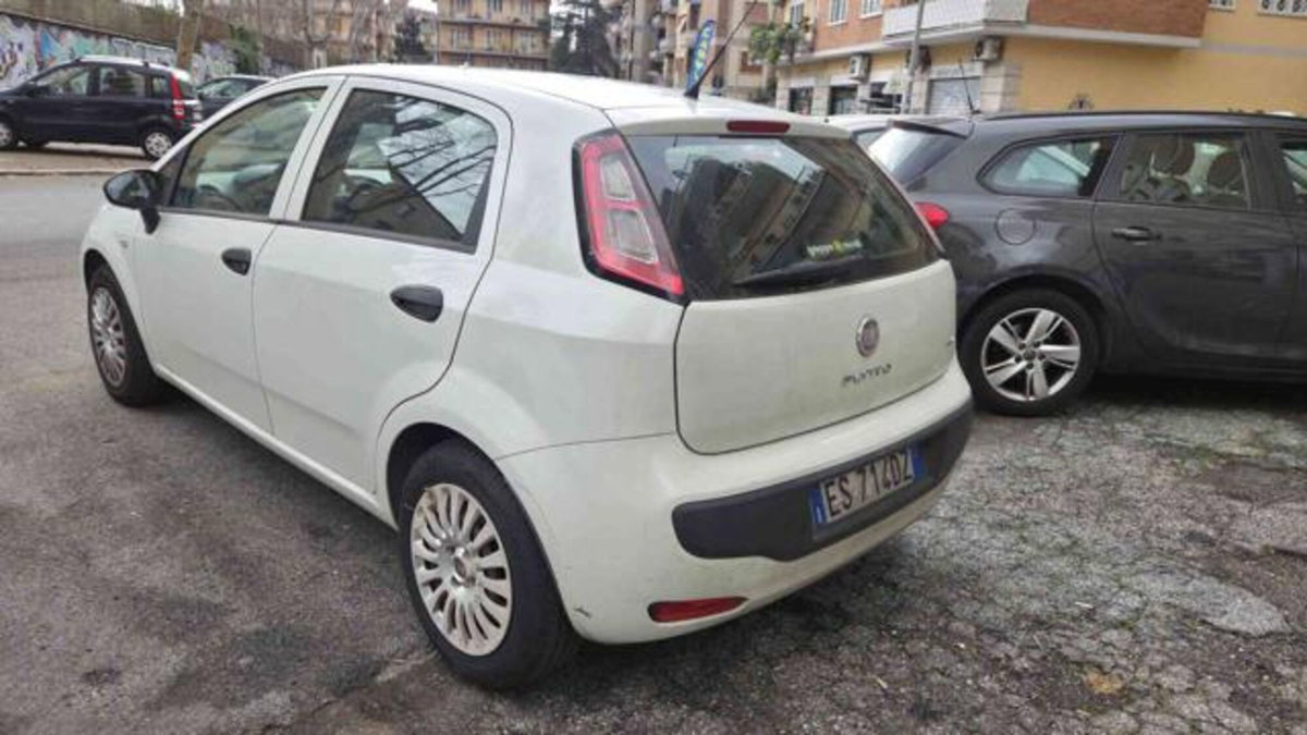 Fiat Punto 1.3 MJT 75CV 5 porte Van Pop 4 posti (5)
