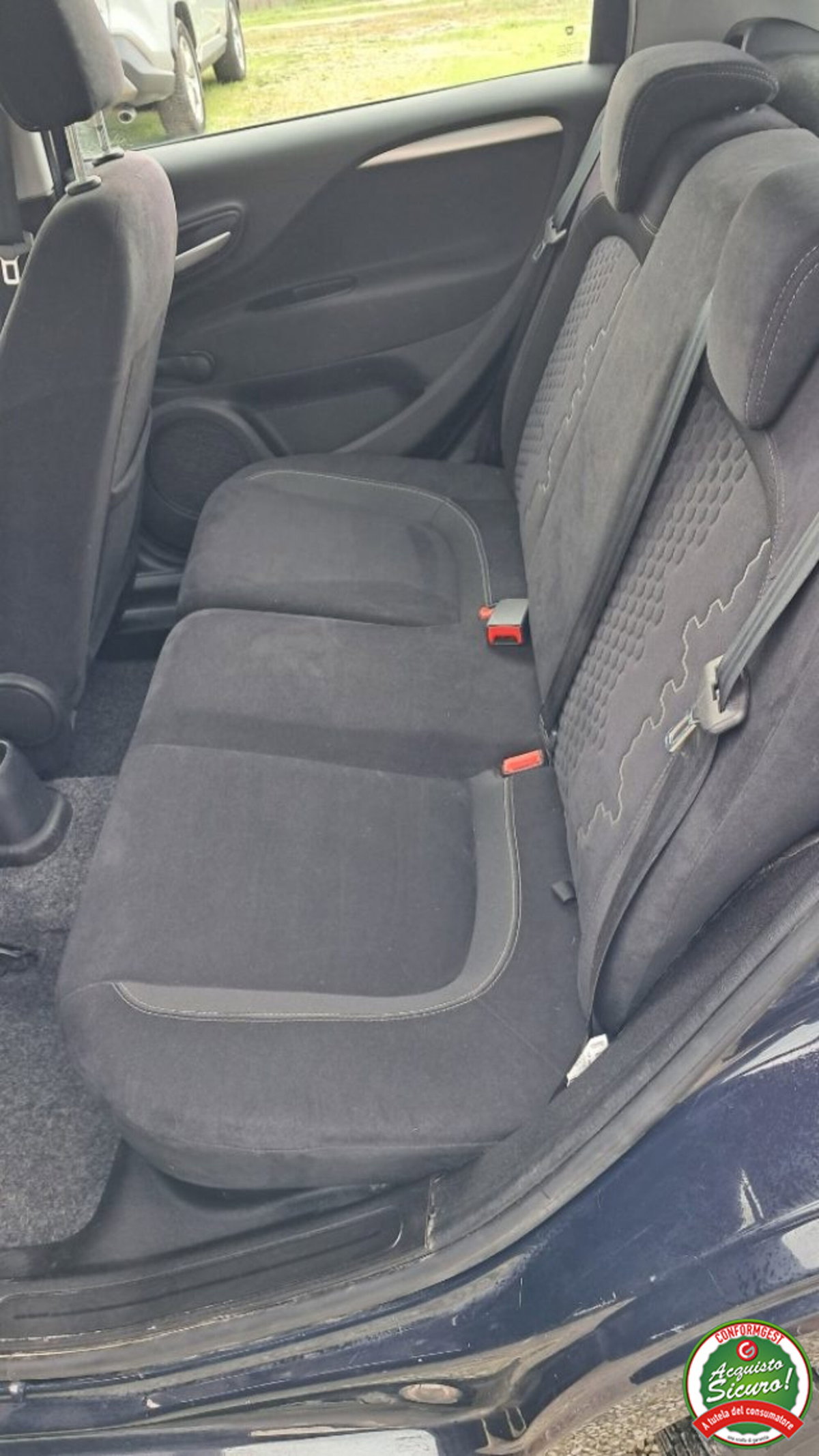 Fiat Punto 1.4 8V 5 porte Natural Power Street (4)