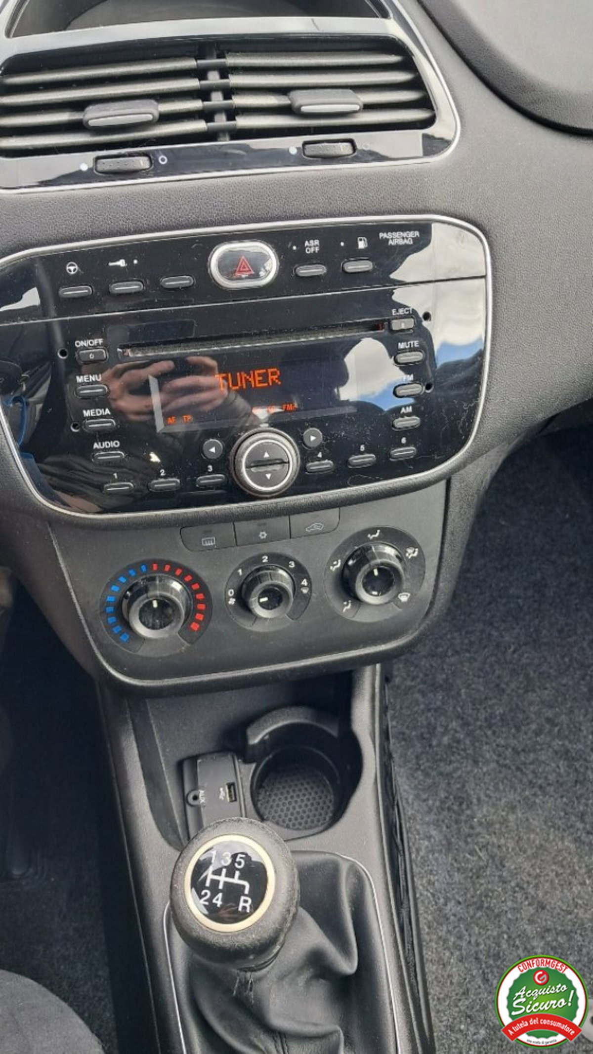Fiat Punto 1.4 8V 5 porte Natural Power Street (5)