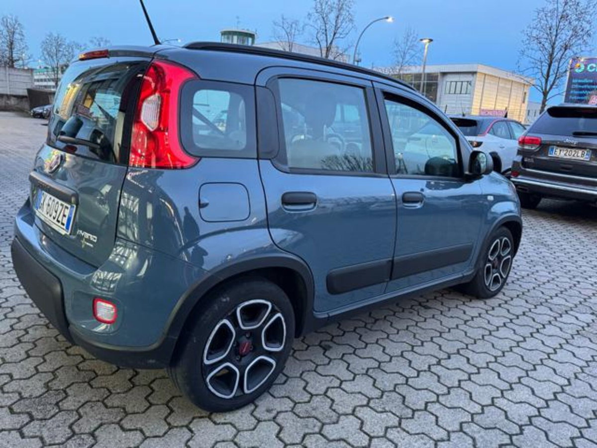 Fiat Panda 1.0 firefly hybrid s&s 70cv 5p.ti (4)