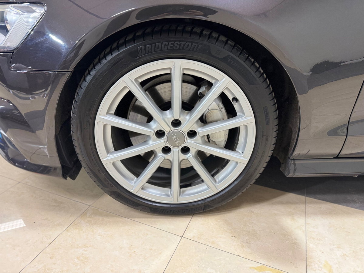 Audi A6 Avant 3.0 TDI 272 CV quattro S tronic Business (4)