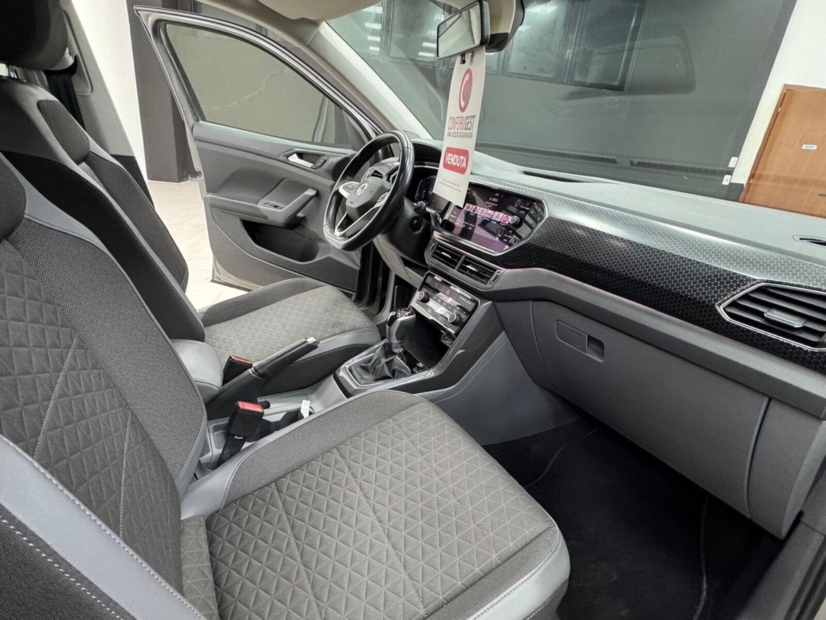Volkswagen T-Cross 1.6 TDI DSG SCR Advanced BMT (8)