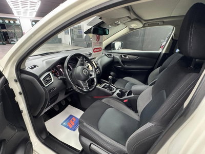 Nissan Qashqai 1.5 dCi Tekna (8)