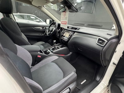 Nissan Qashqai 1.5 dCi Tekna (9)