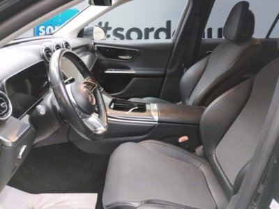 Mercedes-Benz GLC SUV 220 d AMG Line Premium Plus 4matic auto (3)