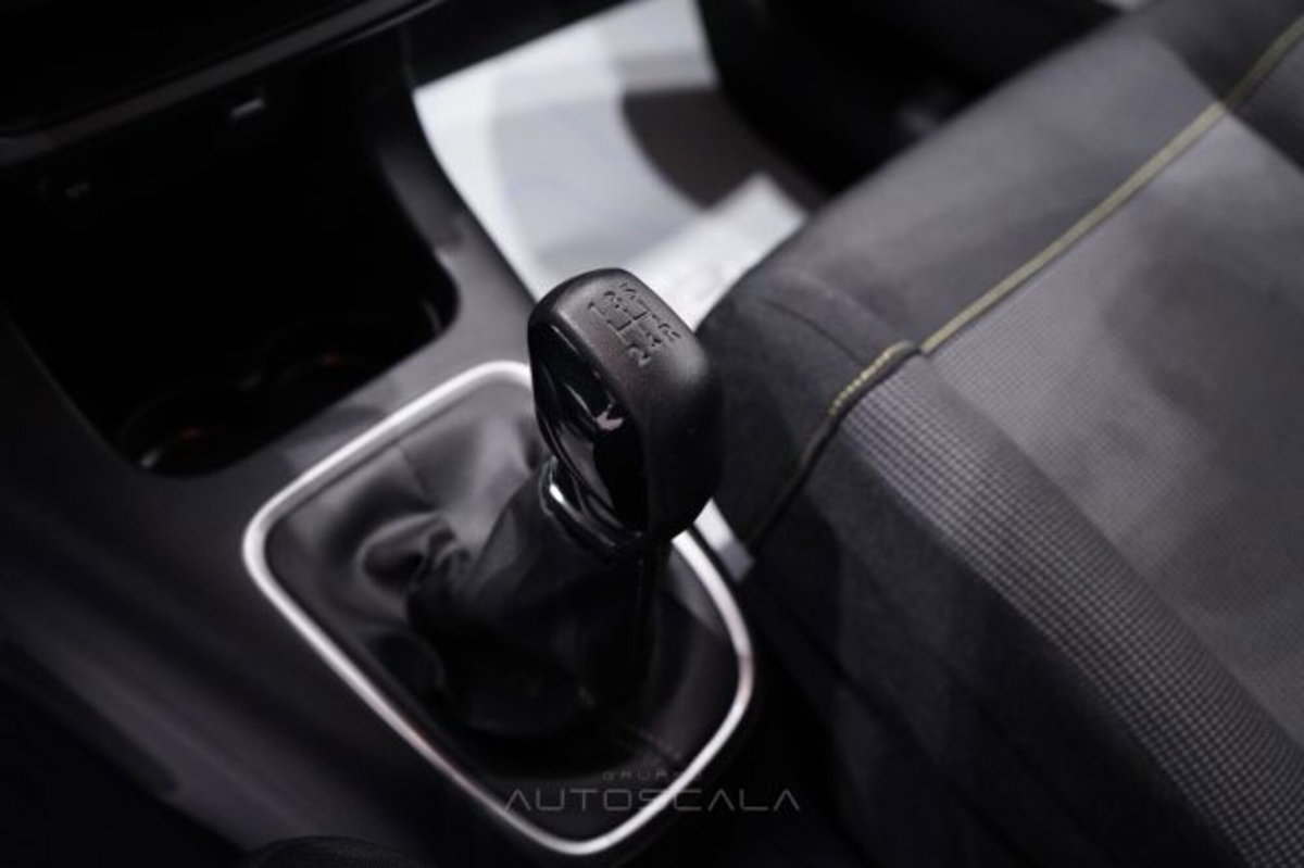 Citroen C3 1.2 puretech Max s&s 83cv neopatentati (16)