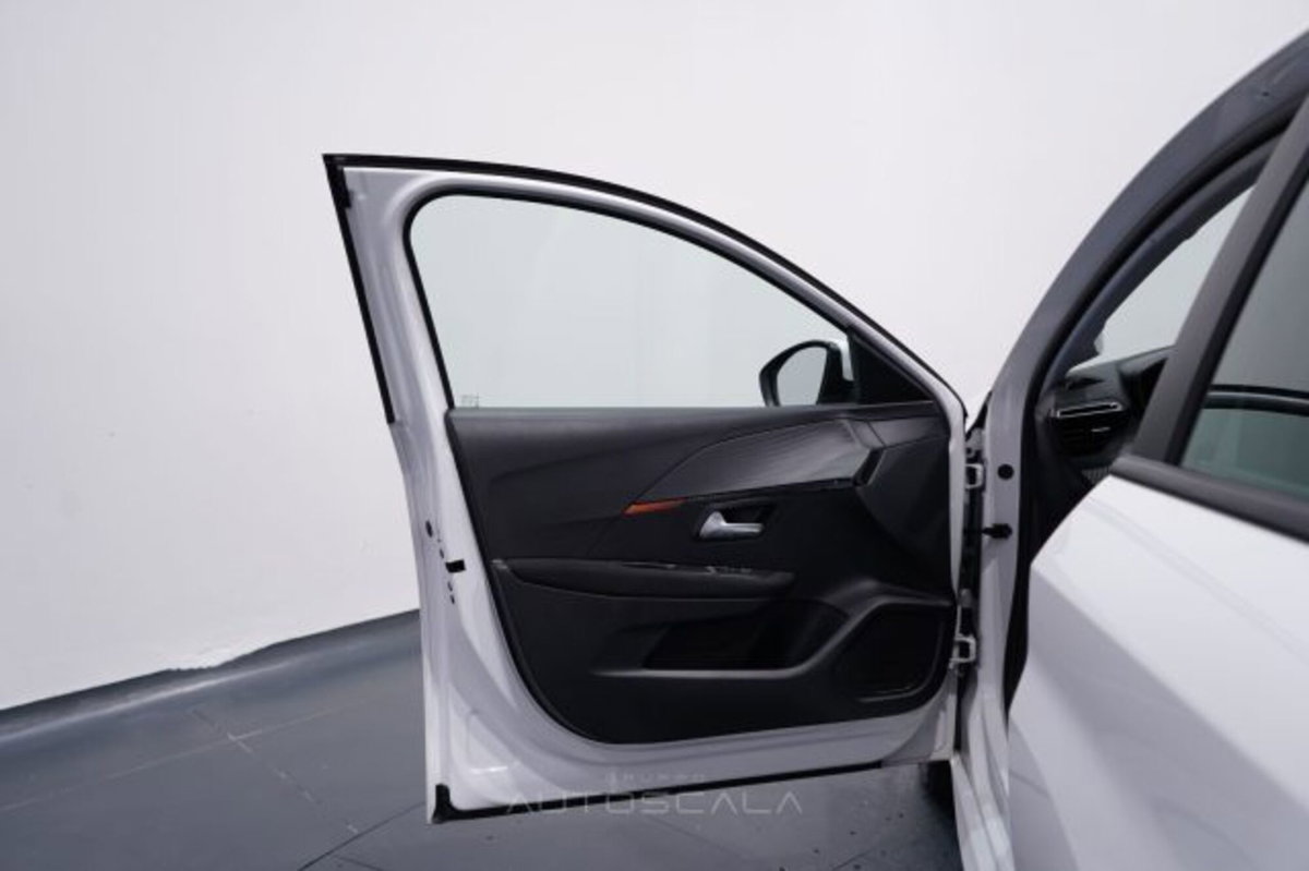 Peugeot 208 1.2 puretech Active s&s 75cv (9)