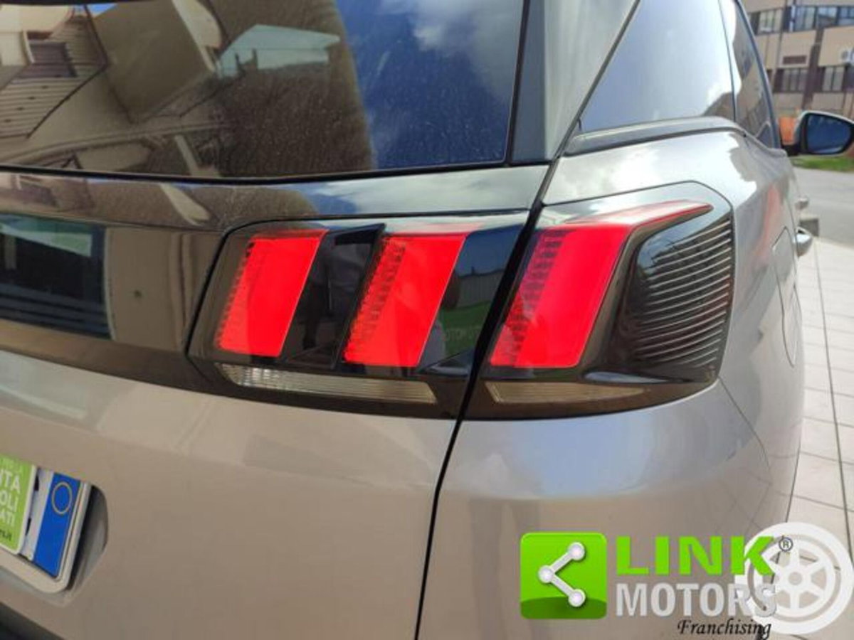 Peugeot 3008 BlueHDi 120 EAT6 S&S Allure (12)