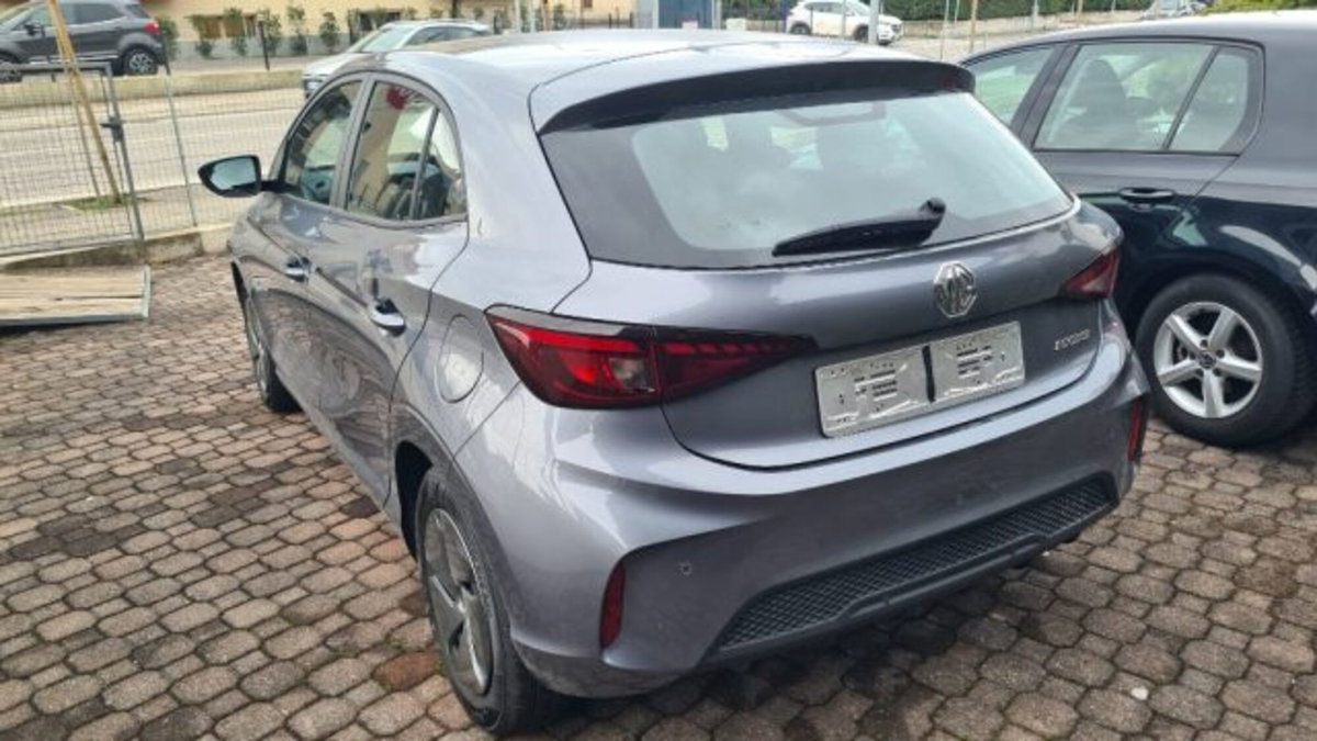 Mg MG3 1.5 Standard (2)