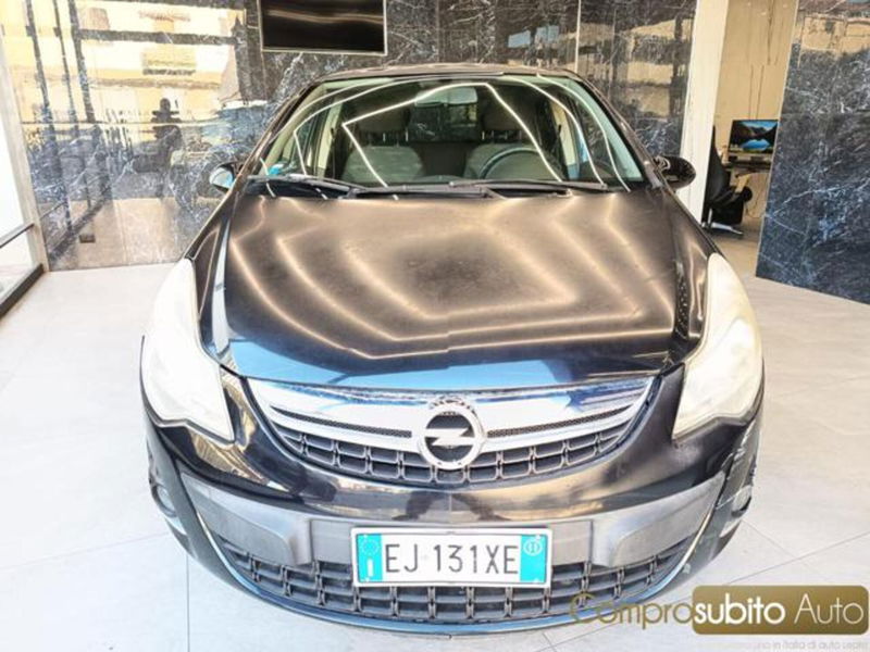 Opel Corsa 1.2 5 porte Cosmo
