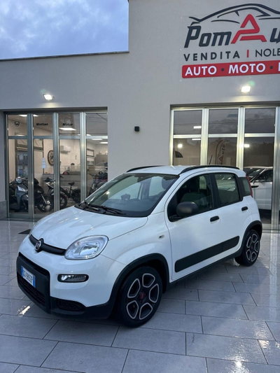 Fiat Panda 1.0 FireFly S&S Hybrid City Cross (2)