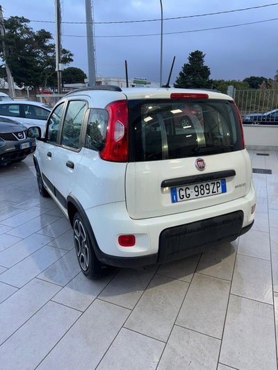 Fiat Panda 1.0 FireFly S&S Hybrid City Cross (4)