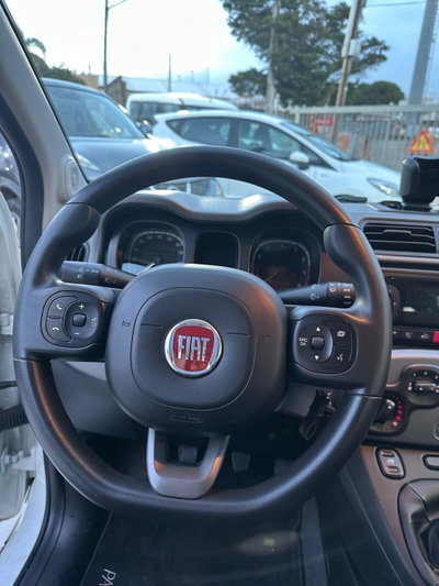 Fiat Panda 1.0 FireFly S&S Hybrid City Cross (9)