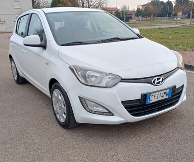 Hyundai i20 1.2 5p. Econext Sound Edition usata
