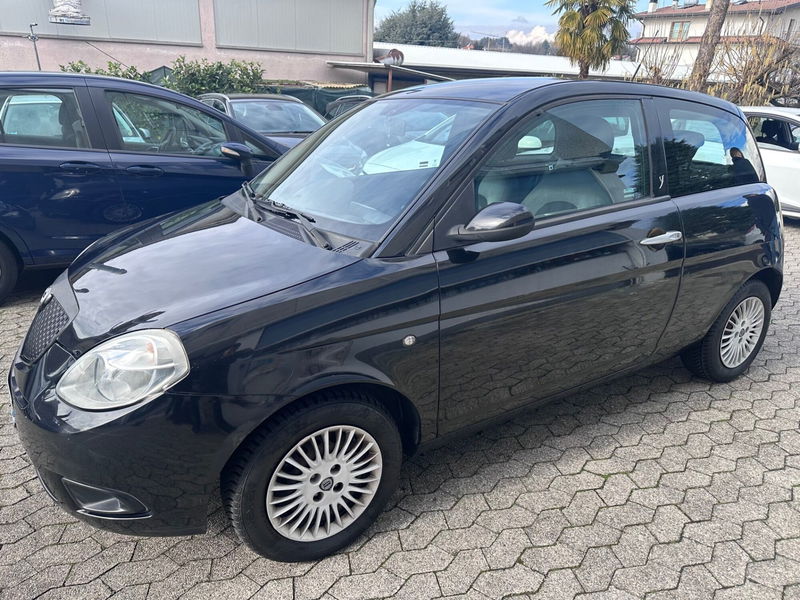 Lancia Ypsilon 1.2 Argento