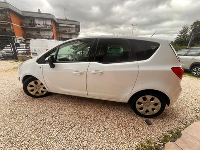 Opel Meriva 1.3 CDTI Cosmo (5)