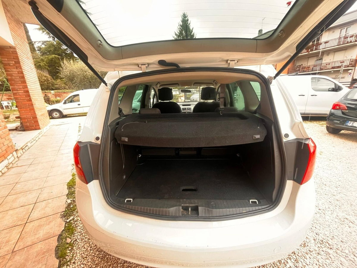 Opel Meriva 1.3 CDTI Cosmo (6)