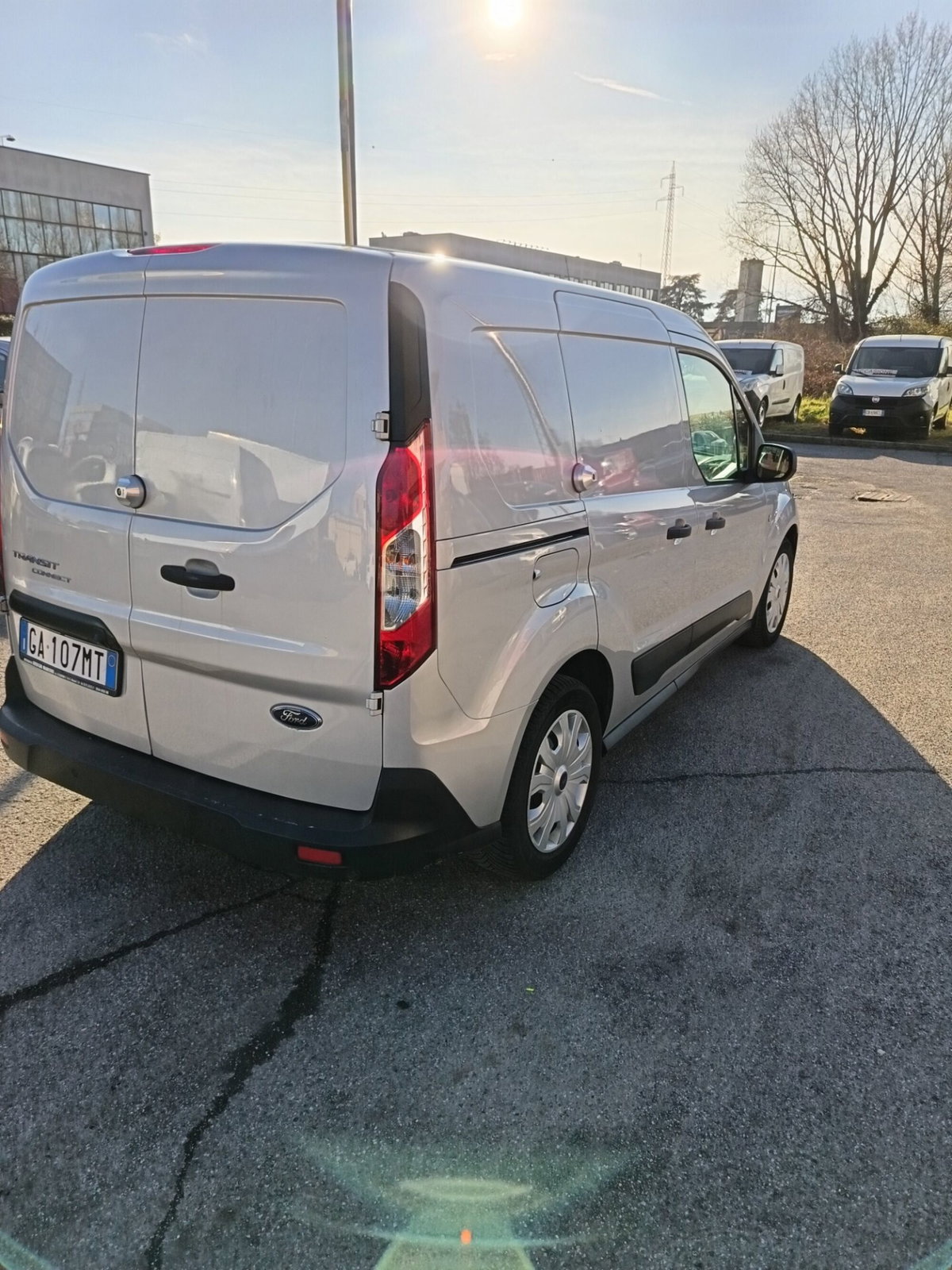 Ford Tourneo Connect Tourneo  1.5 EcoBlue 120 CV Titanium (4)