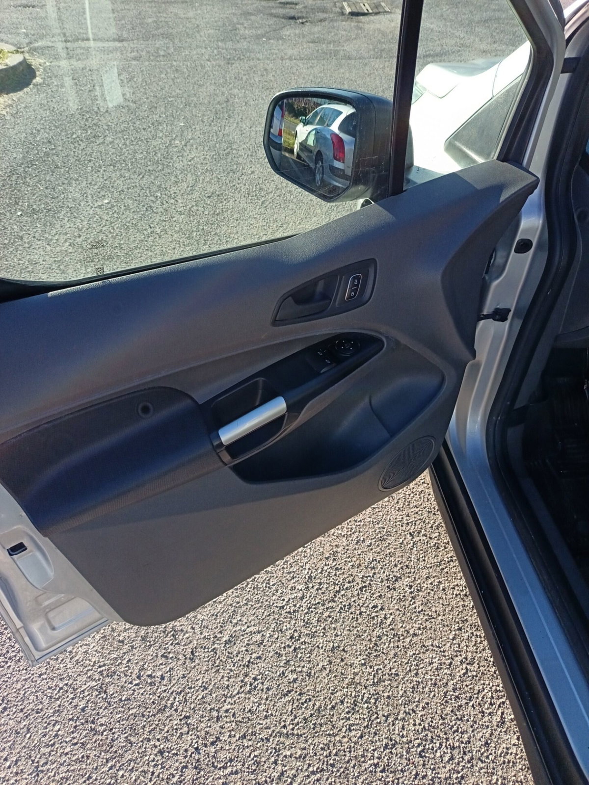 Ford Tourneo Connect Tourneo  1.5 EcoBlue 120 CV Titanium (7)