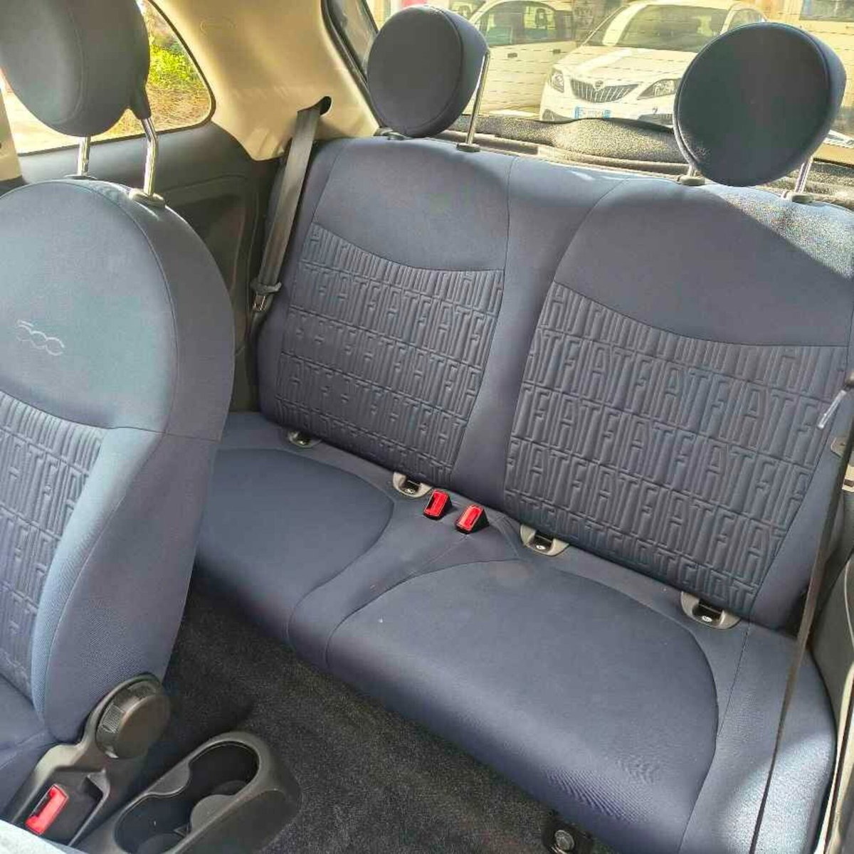Fiat 500 1.0 Hybrid Club (7)