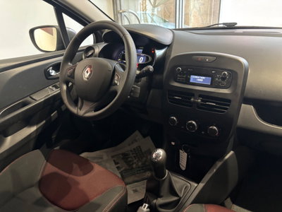 Renault Clio 1.5 dCi 8V 75CV 5 porte Live (12)