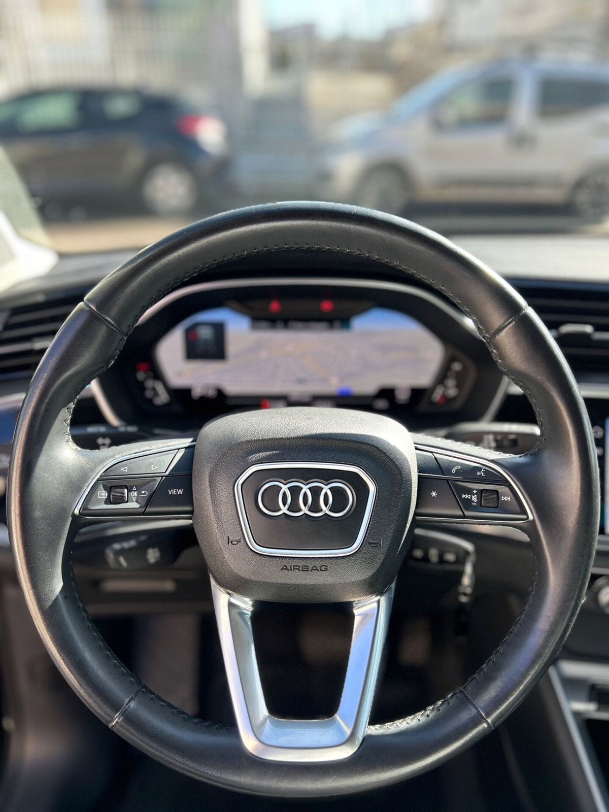 Audi Q3 35 TDI quattro S tronic Business Advanced (10)