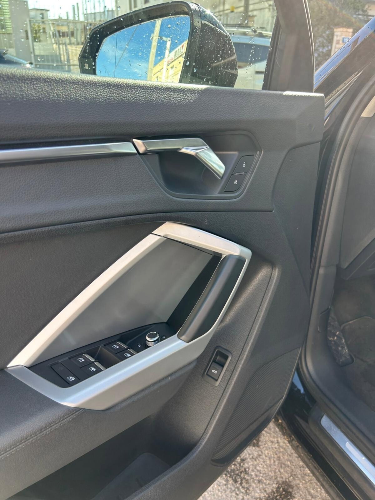 Audi Q3 35 TDI quattro S tronic Business Advanced (15)