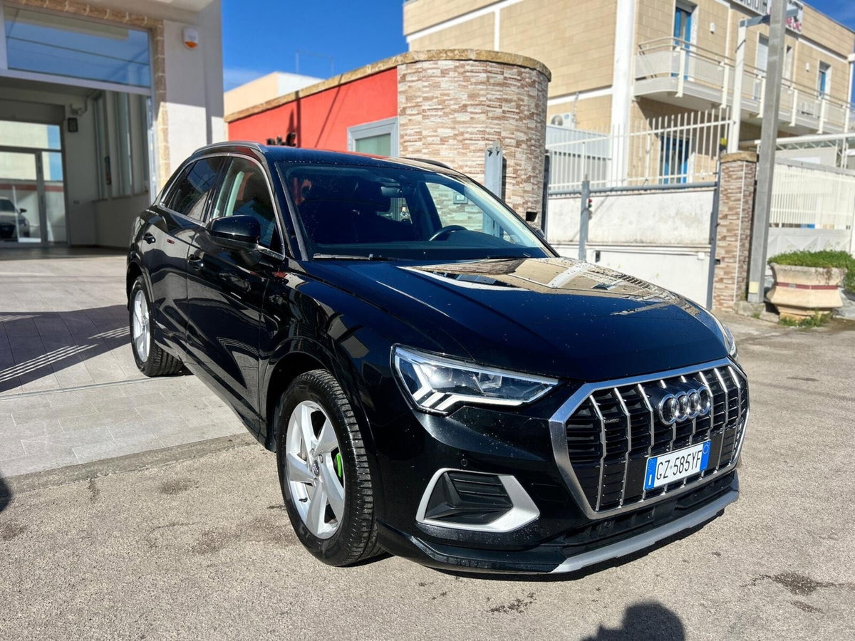 Audi Q3 35 TDI quattro S tronic Business Advanced (2)
