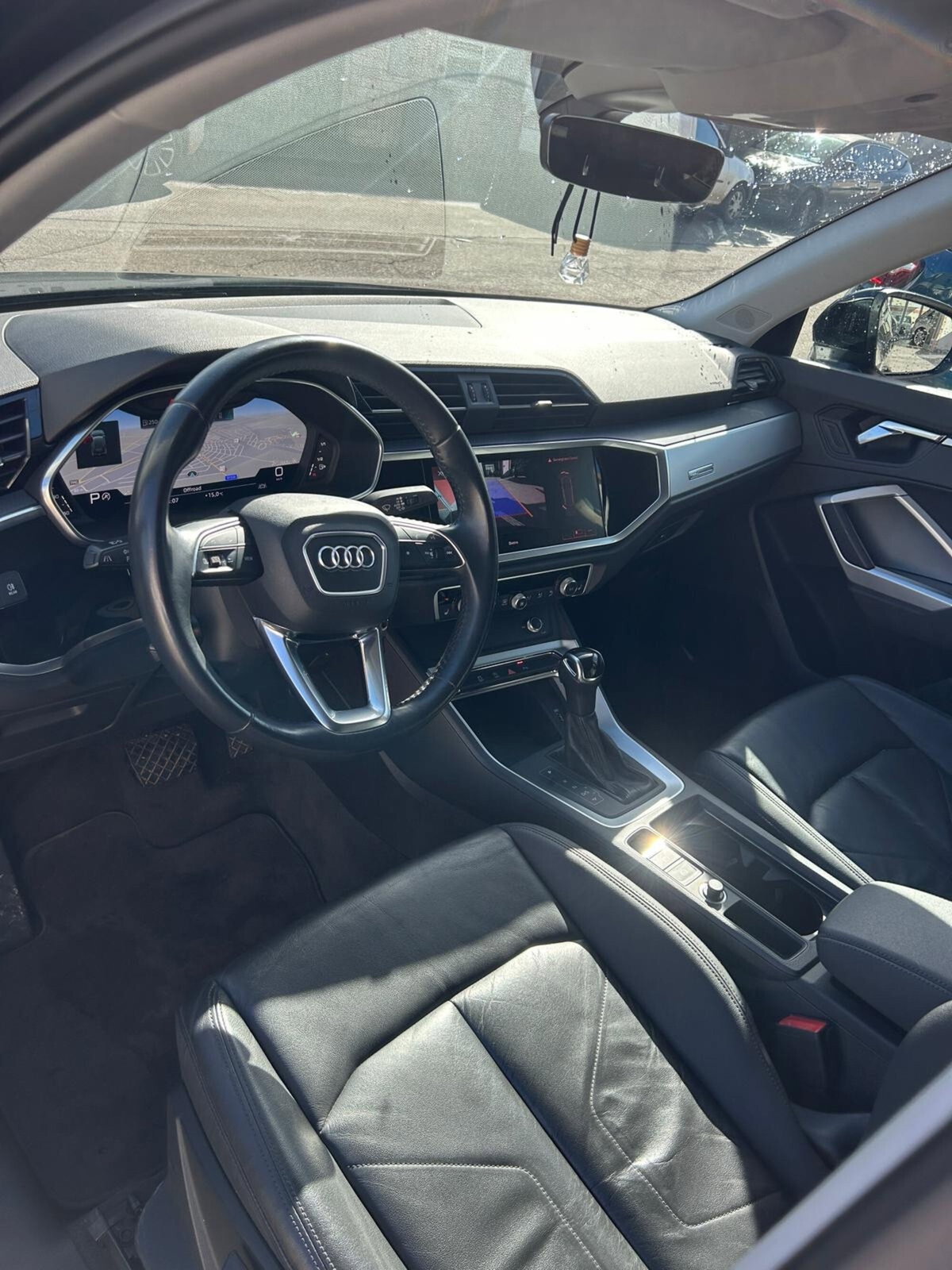 Audi Q3 35 TDI quattro S tronic Business Advanced (7)