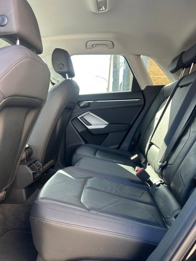 Audi Q3 35 TDI quattro S tronic Business Advanced (9)